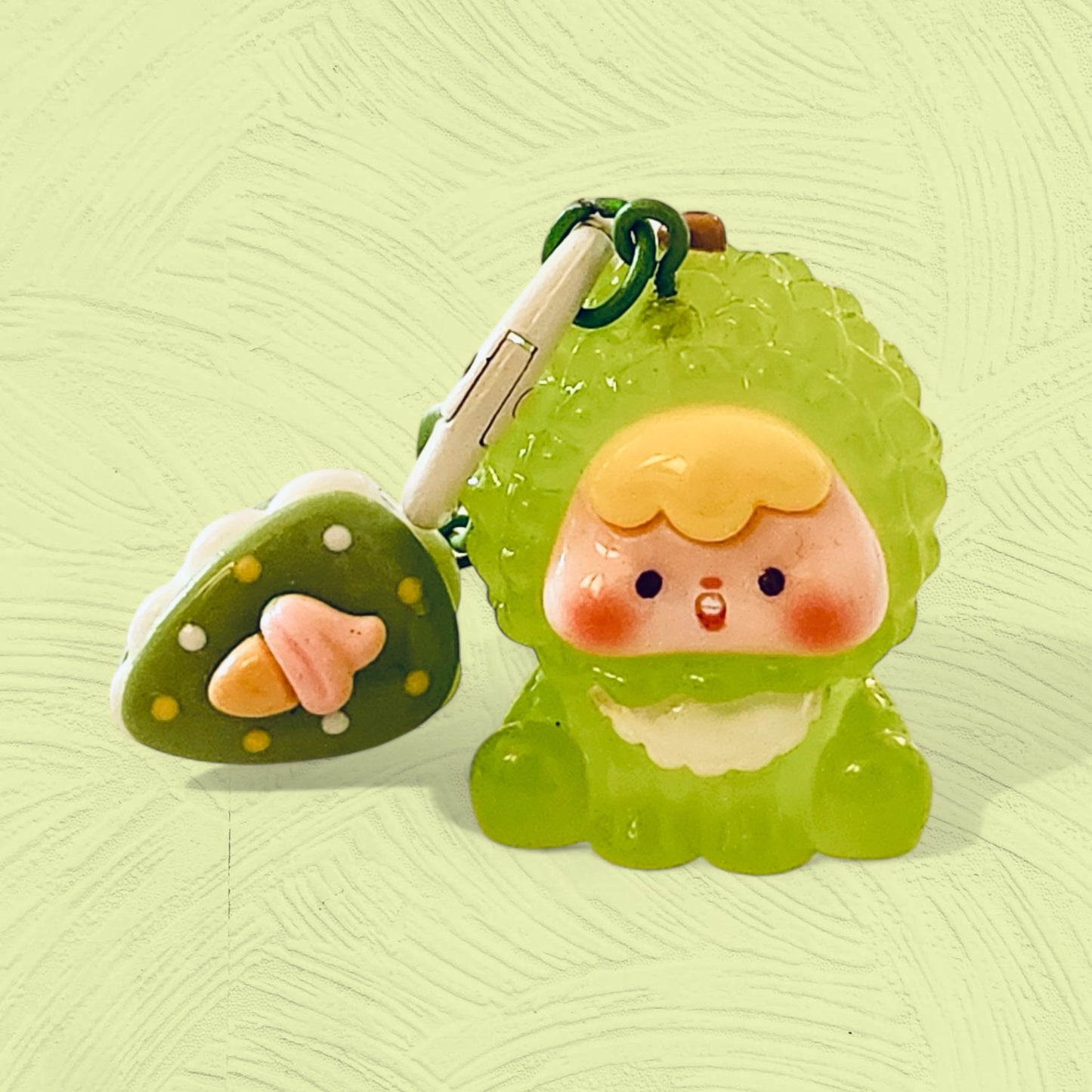 Bébé Durian – Une Douceur Épineuse