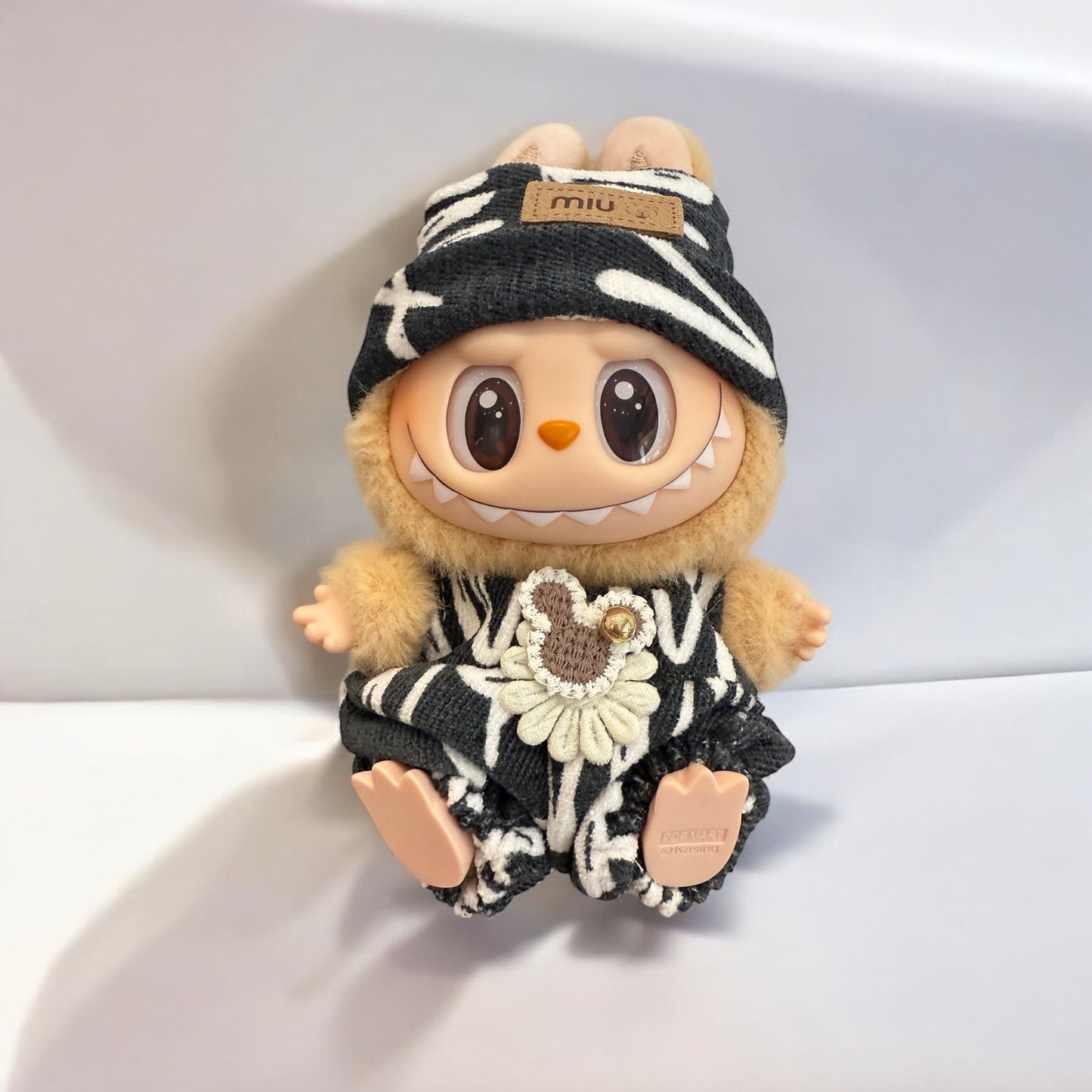 Handmade Labubu Outfit（without labubu） – Custom Designer Clothing for Art Toys (Multiple Styles)