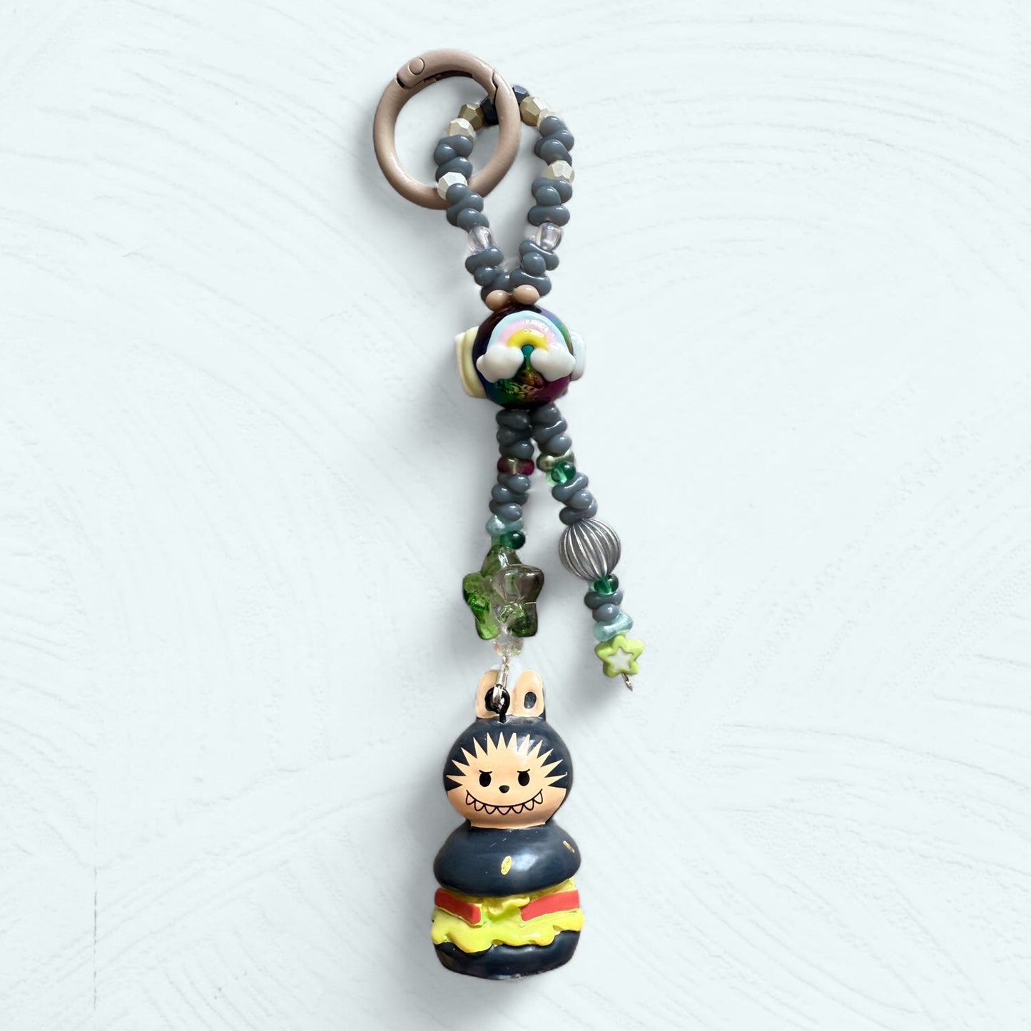 Labubu Hamburger – Pendentif téléphone & sac fait main