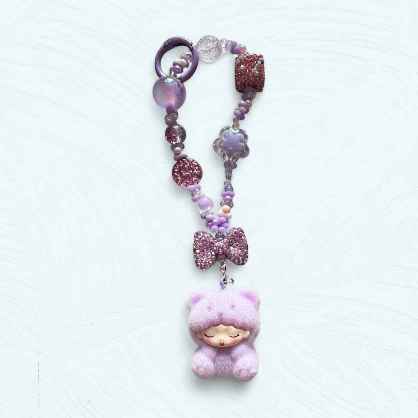 Porte-bonheur ourson en velours – Pendentif sac et téléphone
