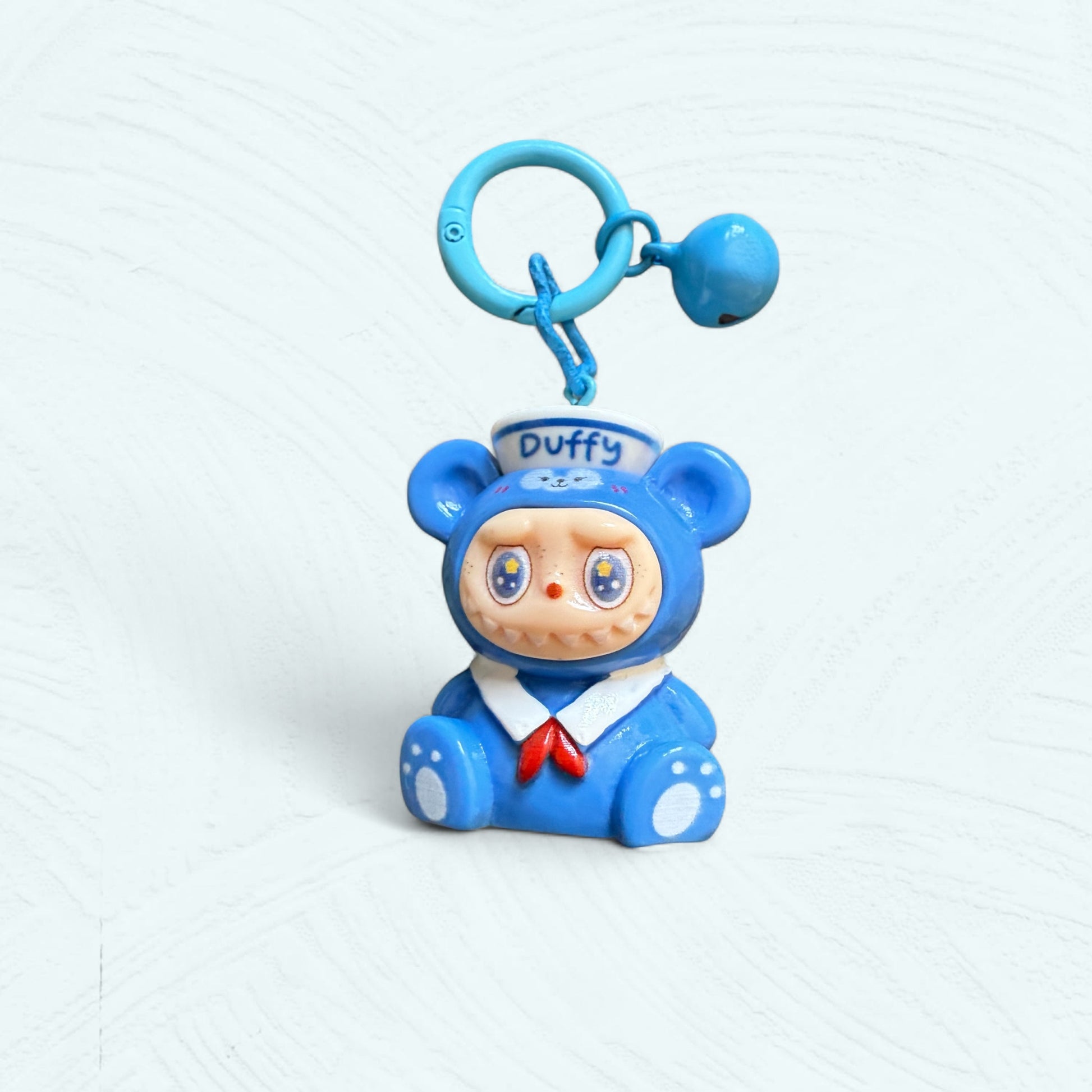 Porte-clé fait main Labubu déguisé en Duffy – Liana Charms