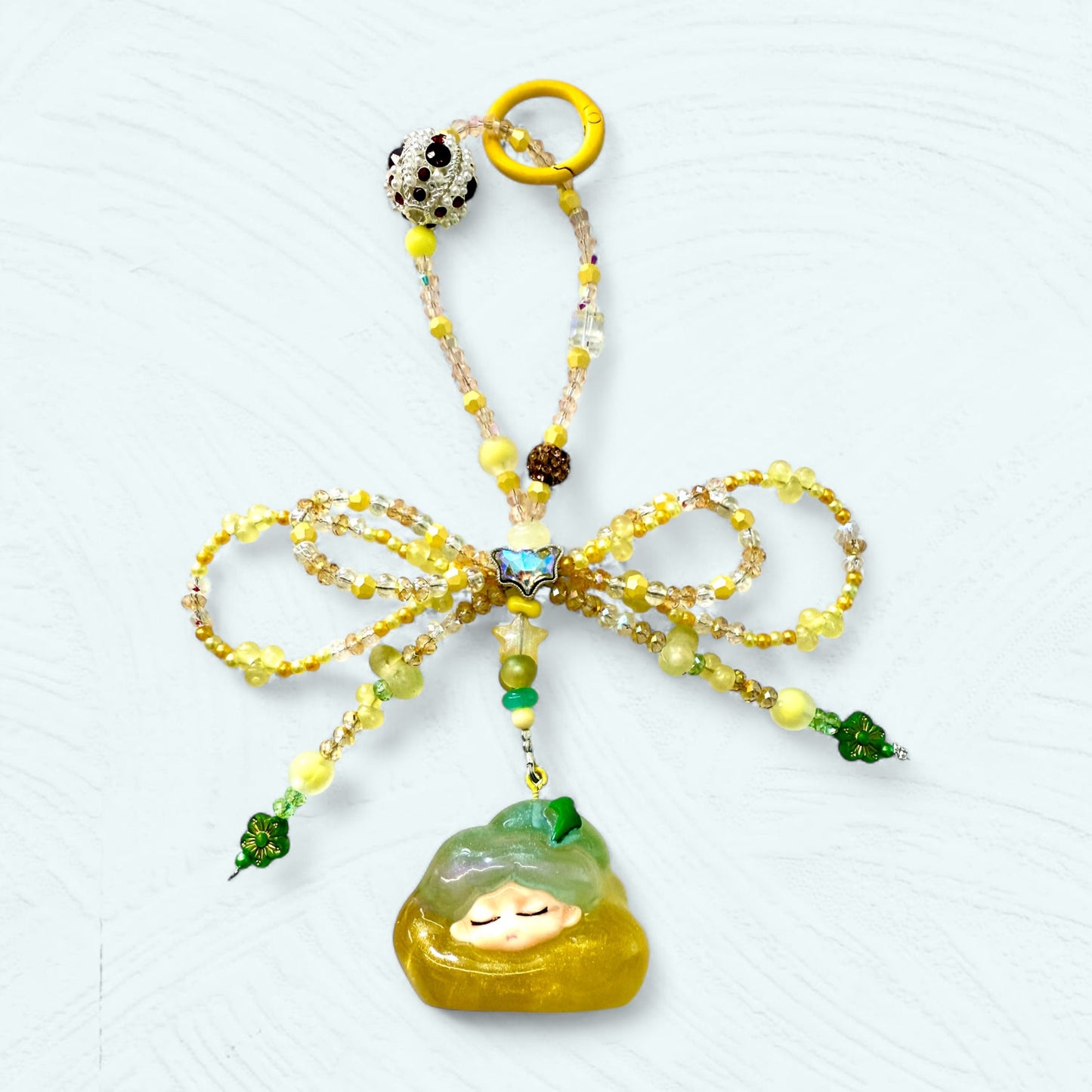 Bijou de sac « Nuée de Rêve » – Fait main, perles en verre filé, pièce unique